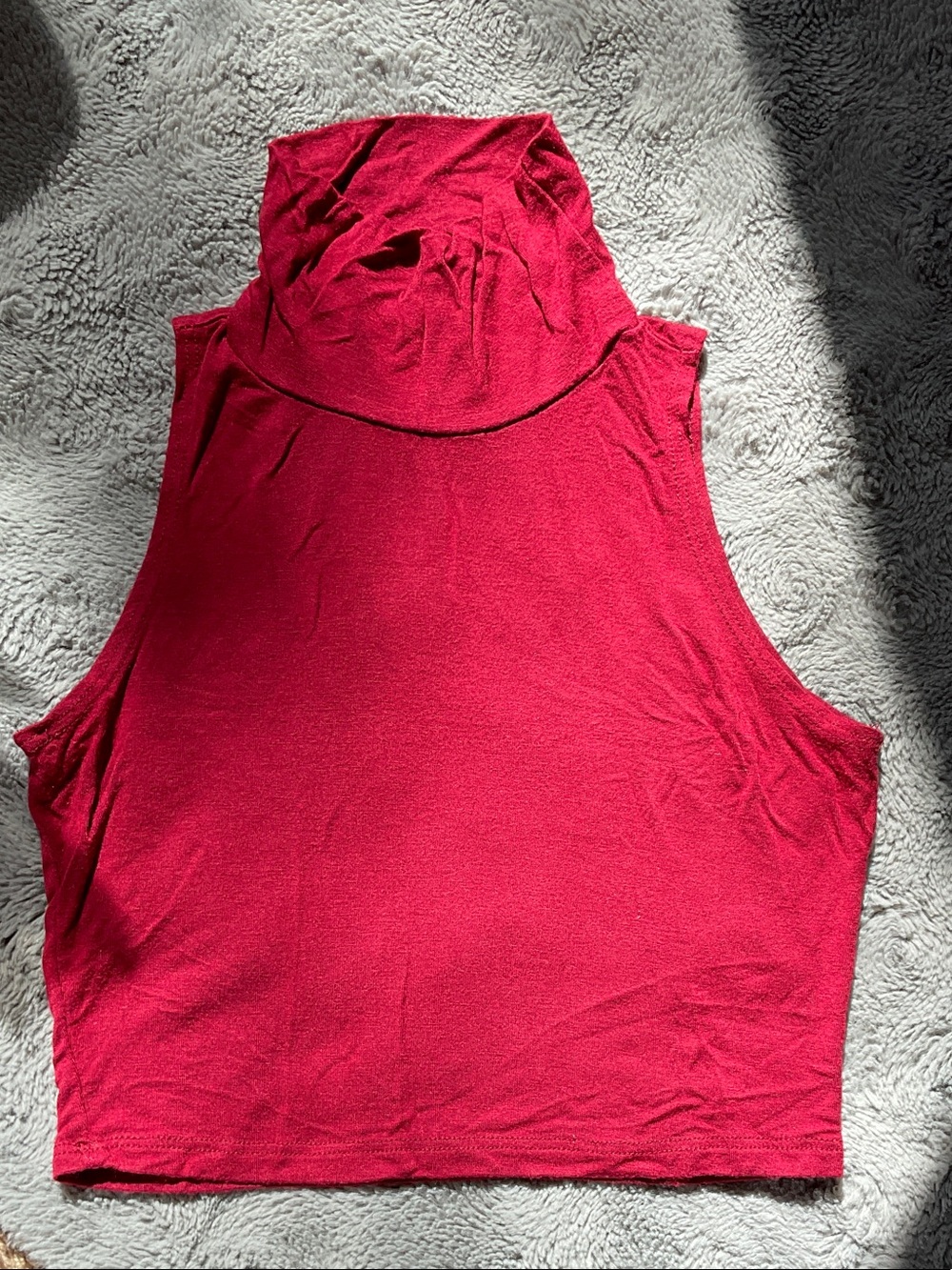 Sleeveless Turtleneck Crop Top - Deep Red